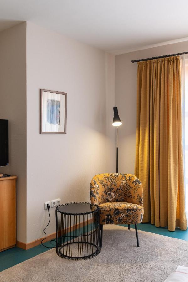 Hotel Am Torturm فولكاخ الغرفة الصورة