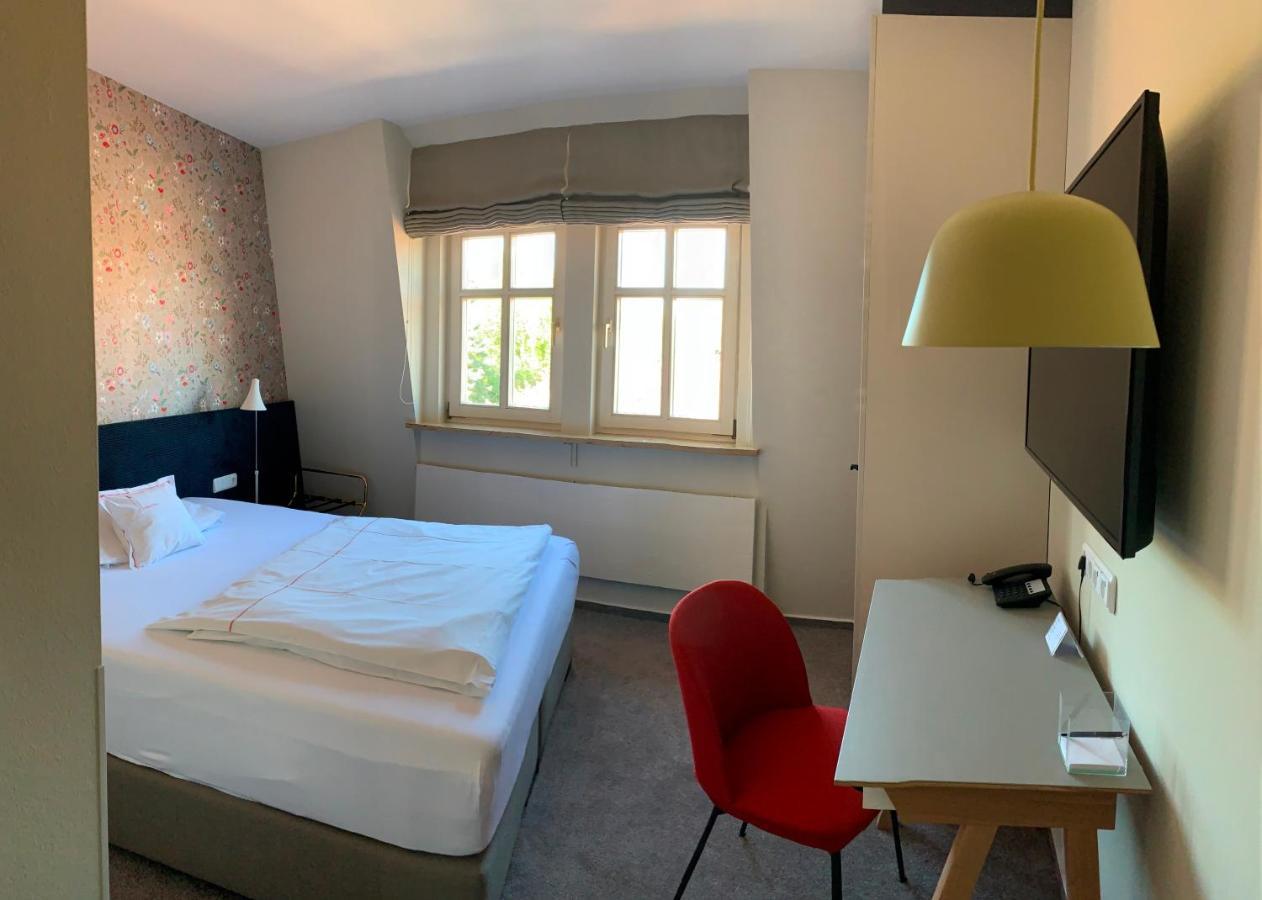 Hotel Am Torturm فولكاخ المظهر الخارجي الصورة